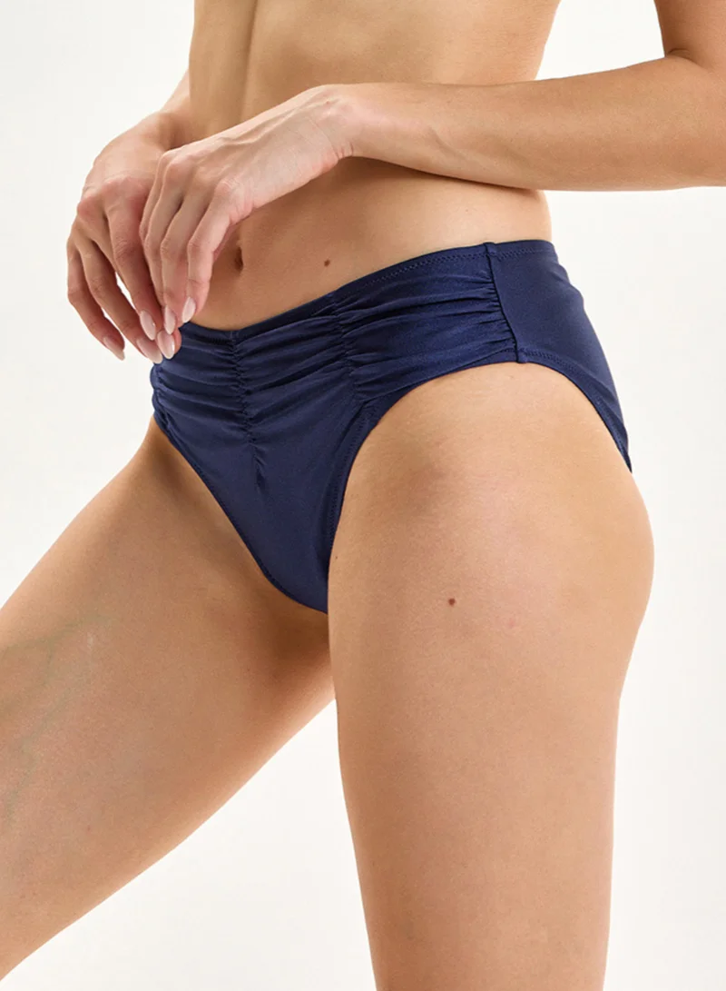 أرجنتو ظل بيكيني القاع